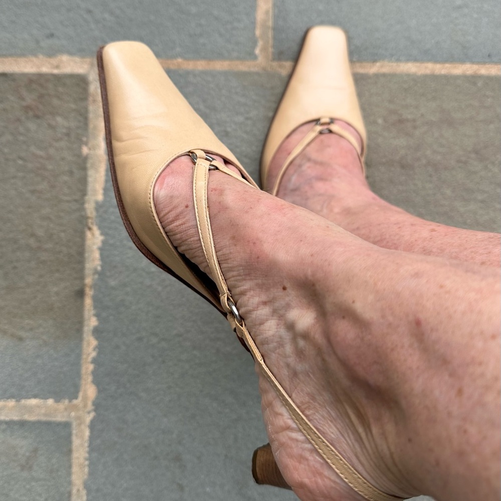 Shoes. Diva Cream Slingback Heels. Size: 40 (European). Size: 9 or 9.5 US